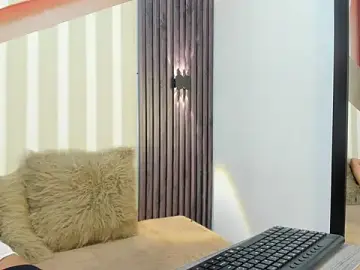 Stripchat Live Porn of LittleeStar