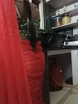 Stripchat Sex Cam of kavya-telugu84