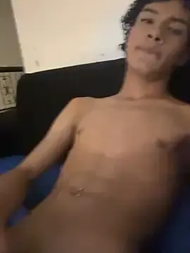 Stripchat Watch Live Sex Cams of lyan_77