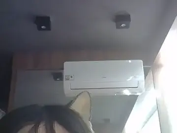 Stripchat Free Live Porn of SkinnyKitten