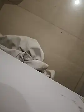 Stripchat Sex Cam of hottybiwi