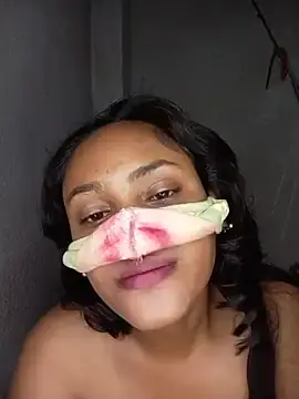 Stripchat Free Porn Cam of sathiroy89
