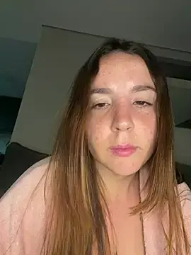 Stripchat Live Sex Cam of AMORINHA_S2_
