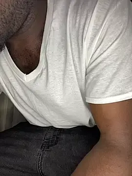 Stripchat Adult Webcam of BrownSkinHandsome
