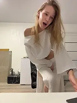 Stripchat Live Sex Cam of Ketitull