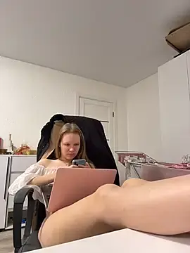 Stripchat Watch Live Sex Cams of Ketitull