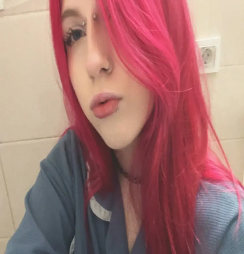Lola_Ray_