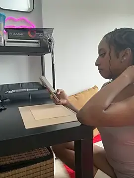 Stripchat Sex Chat of Your_Paris