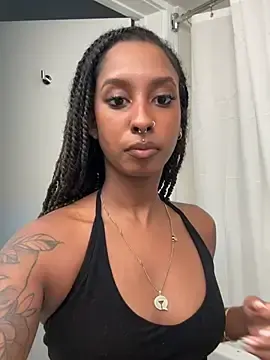 Stripchat Nude Webcam of Your_Paris