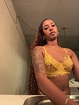 Stripchat Sex Cam of Your_Paris