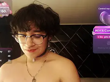 Stripchat Nude Webcam of Lili_Gomez_