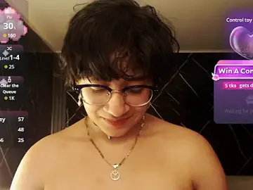 Stripchat Live Sex Cam of Lili_Gomez_