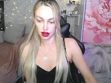 Stripchat Free Porn Cam of NickyAdamidi