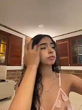 Stripchat Free Porn Cam of RosseMelody