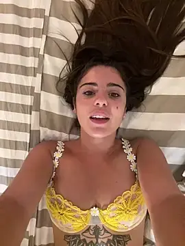 Stripchat Live Sex Cam of PTlatinaa