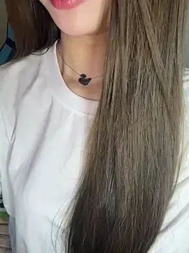 Stripchat Free Live Porn of Yiyina_17