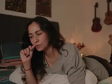 Stripchat Free Live Porn of juanasnz99