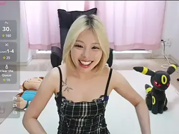 Stripchat Free Live Porn of seika1233