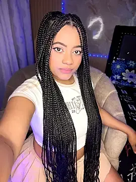 Stripchat Best live sex cam show of Saraa_M