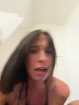 Stripchat Sex Chat of lola_tentatiion