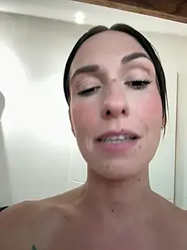 Stripchat Live Sex of lola_tentatiion