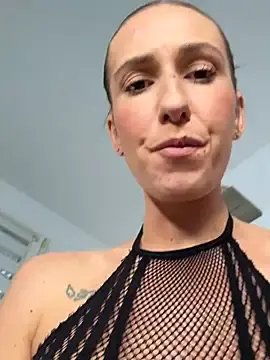 Stripchat Best Webcam of lola_tentatiion