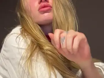 Stripchat Live Porn of saint_cat25
