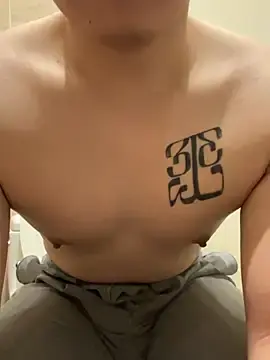 Stripchat Sex Cam of horny_tobias