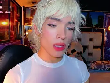 Stripchat Free Porn Cam of isaac_nova