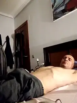 Stripchat Sex Cam of ALveRT_75