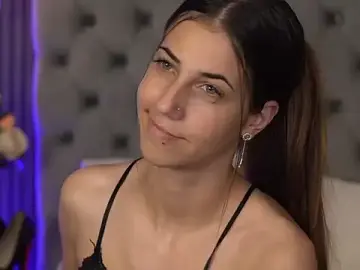 Stripchat Live Sex Cam of KeylaBlair