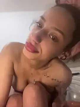Stripchat Live Sex of LunitaDollz