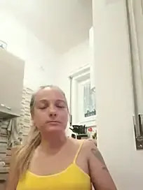 Stripchat Free Porn Cam of Dark_Angel_22