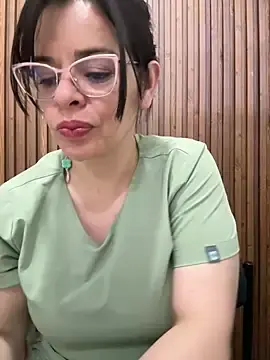 Stripchat Sex Chat of Dr_Nathalia_28