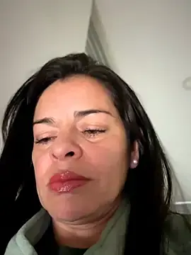 Stripchat Sex Cam of Dr_Nathalia_28