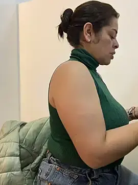 Stripchat Free Porn Cam of Dr_Nathalia_28