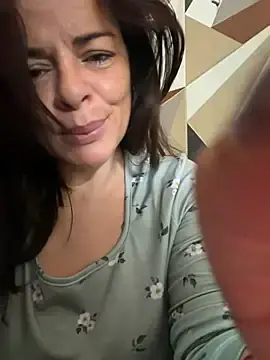 Stripchat Live Sex Cam of Dr_Nathalia_28