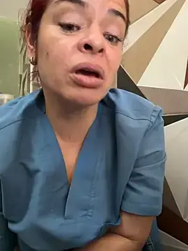 Stripchat Sex Cam of Dr_Nathalia_28