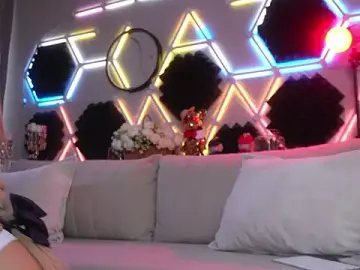 Stripchat Live Porn of Alvuwkaa