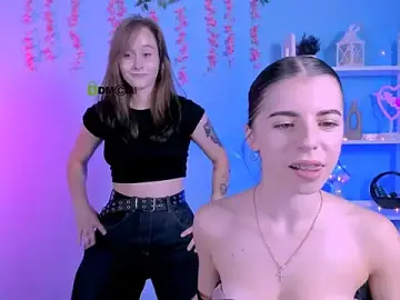 Stripchat Live Porn of lyra_desire