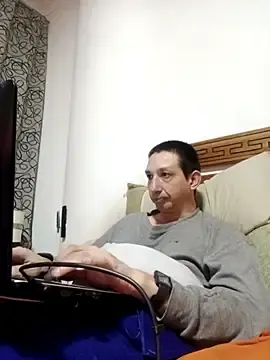 Stripchat Adult Webcam of Pacobakan042