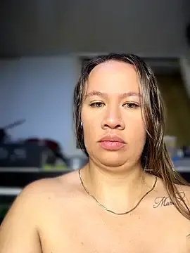 Stripchat Nude Webcam of Emiily_lee