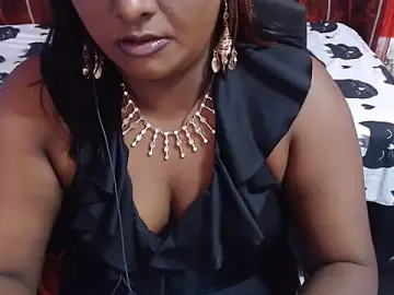 Stripchat Sex Cam of INDIANSIN2
