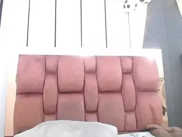 Stripchat Free Live Porn of arianna_pearl