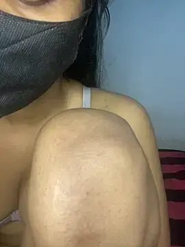Stripchat Live Sex Cam of luna_girll