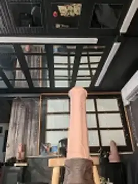 Stripchat Sex Cam of DarkDea