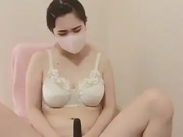 Stripchat Free Live Porn of ERI_Hcup