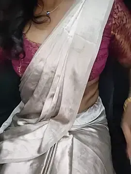Stripchat Sex Cam of Tamilmallu-duskygirl03