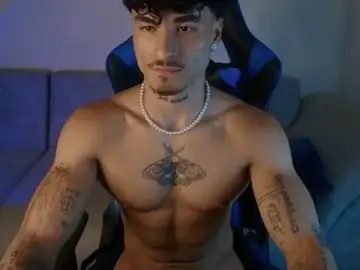 Stripchat Live Sex of Thomas_Fit1