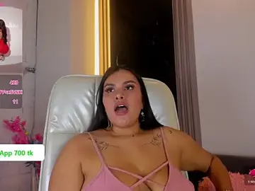 Stripchat Live Sex Cam of Jeen_Taylor
